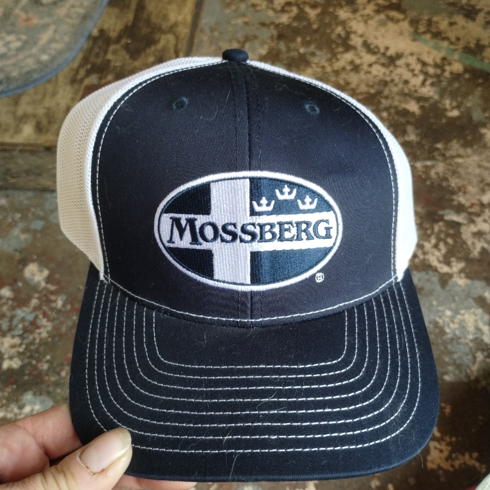 Mossberg Mens Hat